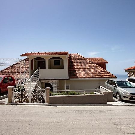 Holiday House Almissa Omis Exterior photo